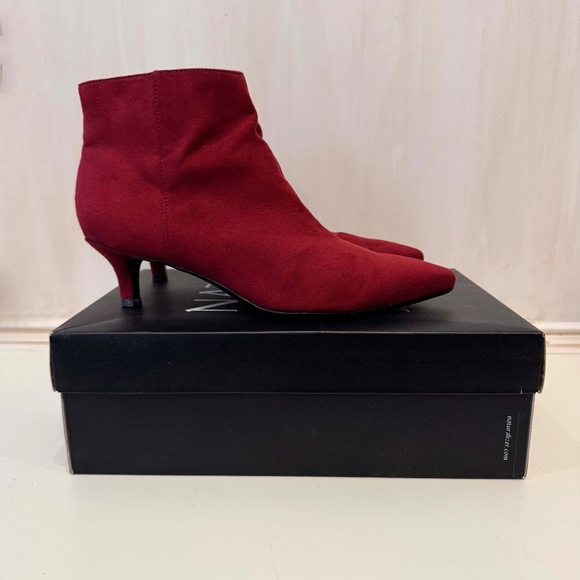 Naturalizer Lush Red Giselle Booties - Picture 3 of 7